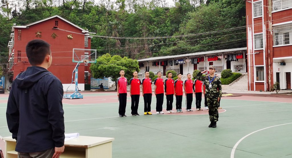 学校日常军事训练